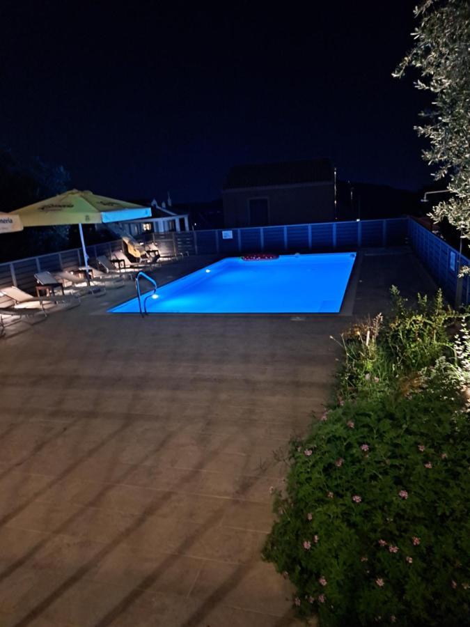 Ta Didymakia Apartments. أرغوستولي المظهر الخارجي الصورة